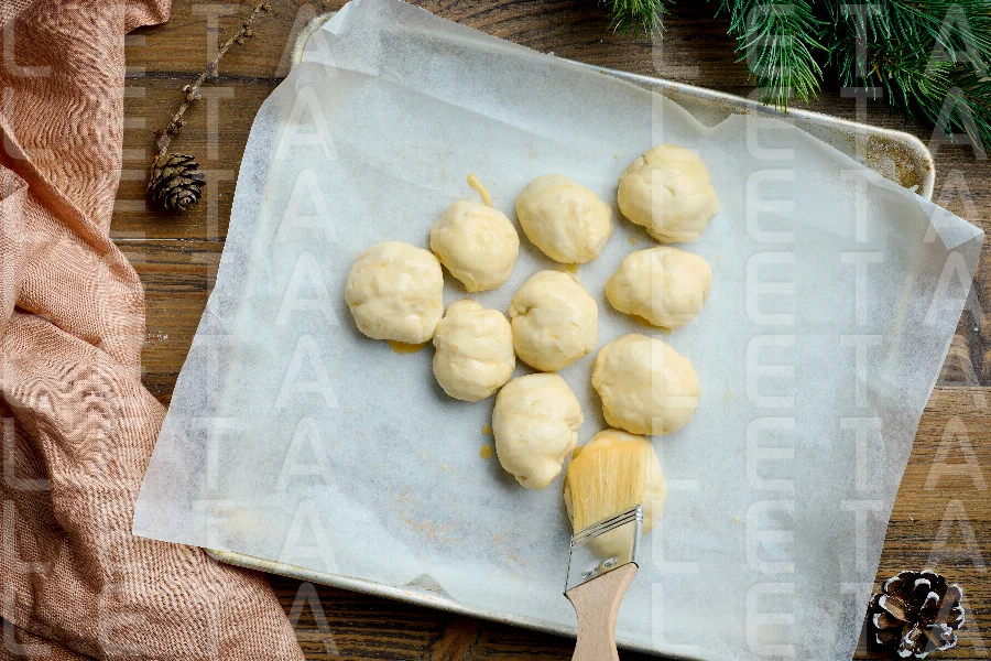 dough balls filled with cheese