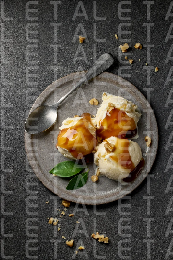 vanilla ice cream with caramel sauce