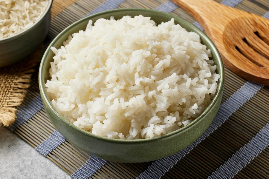bowl of boiled rice