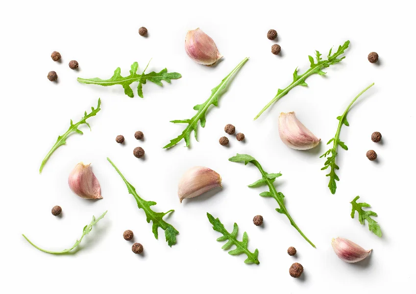 garlic, rucola and pepper