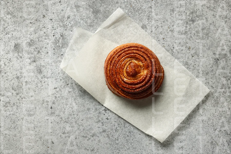 freshly baked cinnamon roll
