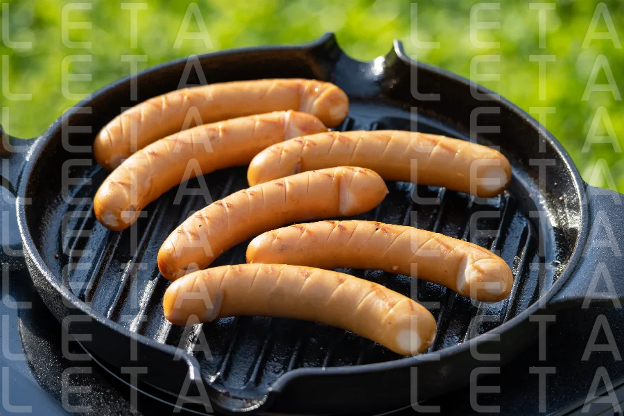 sausages on grill pan