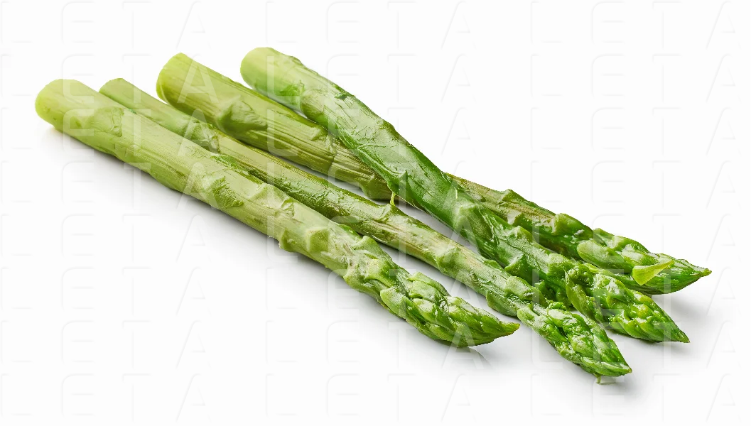 freshly boiled asparagus